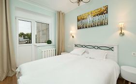 Cozy&Quiet, 5 Floor, 800 Meters From Harbour